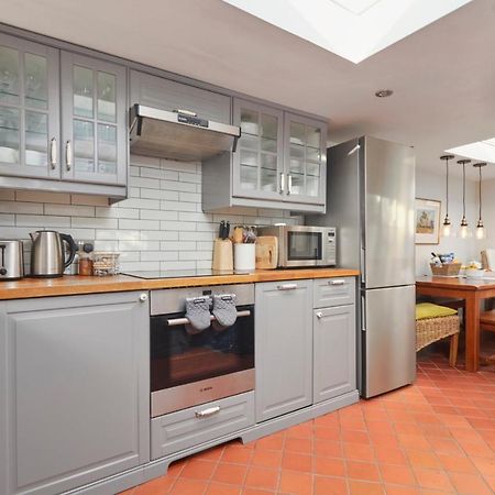 Windlass Cottage Lymington Esterno foto