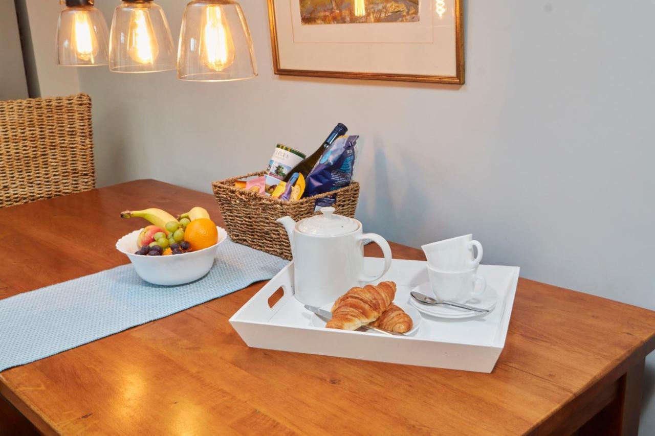 Windlass Cottage Lymington Esterno foto