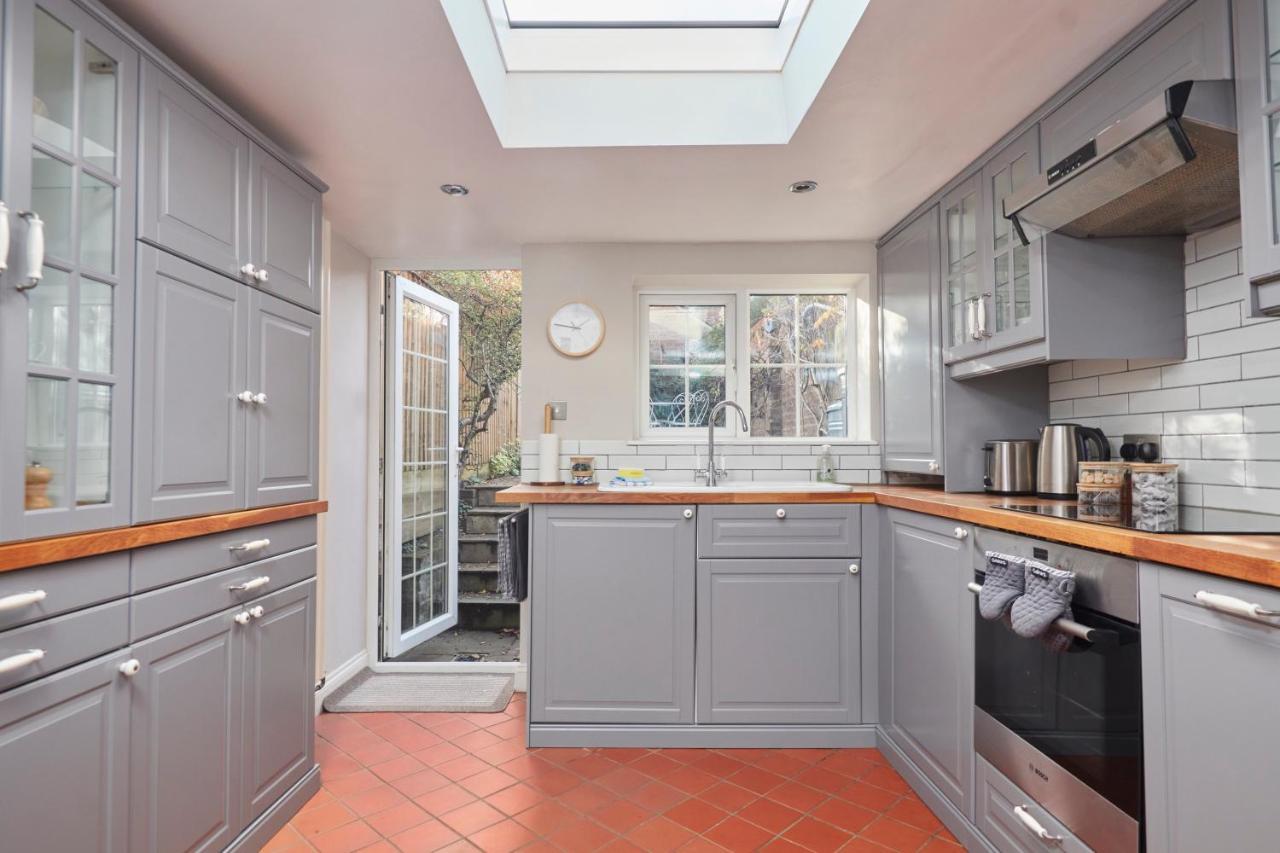 Windlass Cottage Lymington Esterno foto