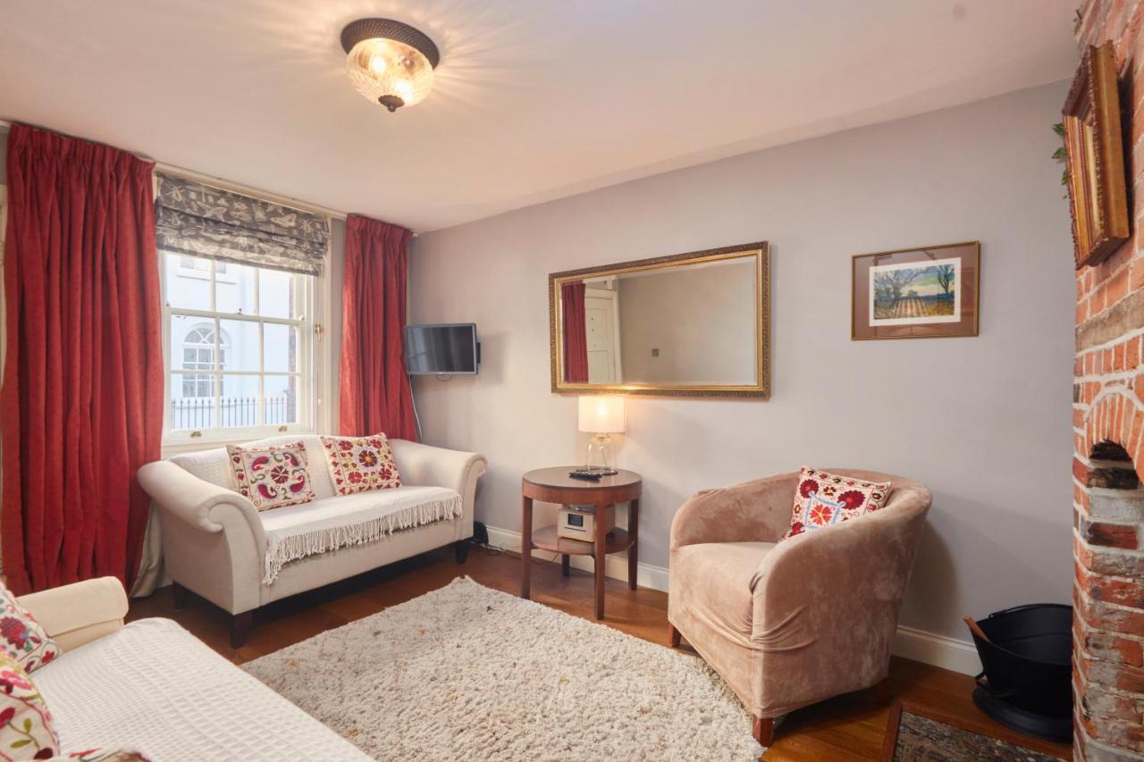Windlass Cottage Lymington Esterno foto